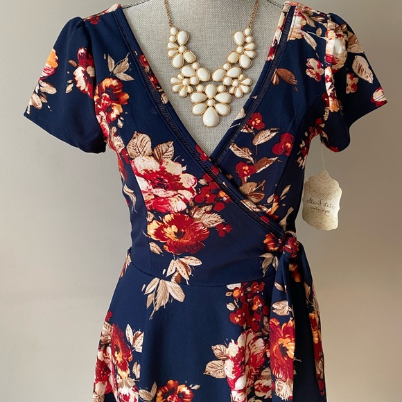 Altar’d State Mila Multi Navy Floral Dress - Picture 6 of 10